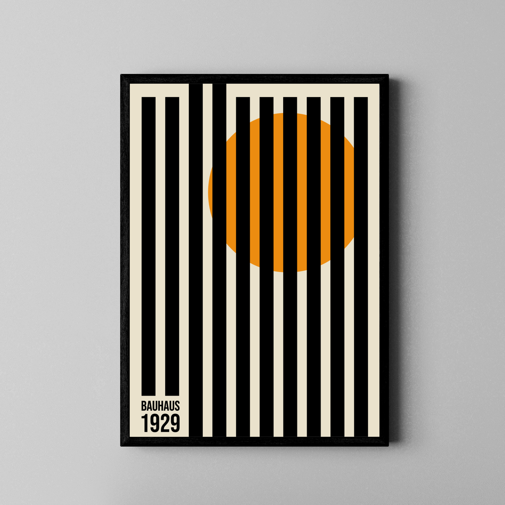 Bauhaus- Stripes – vertikale Balken orange Sonne | Bauhaus-Stil Fine Art Poster – Poster im schwarzen Rahmen