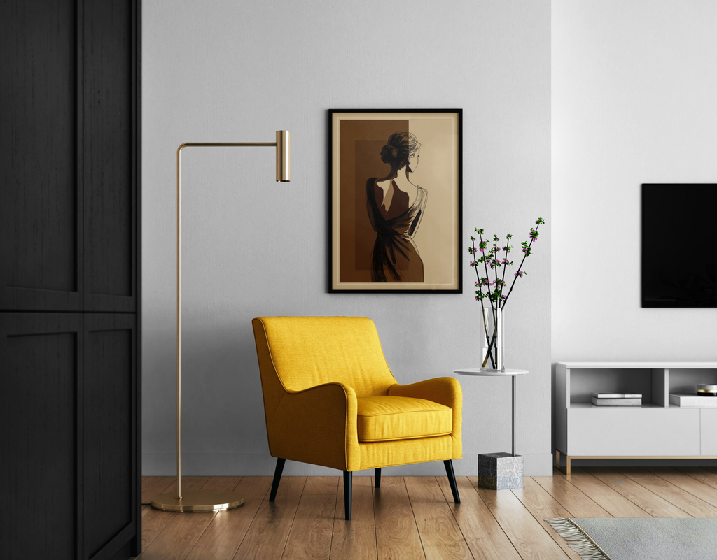 Elegante Frau von hinten als Tuschezeichnung in Braun-Sepia – femininer Poster im modernen Wohnzimmer