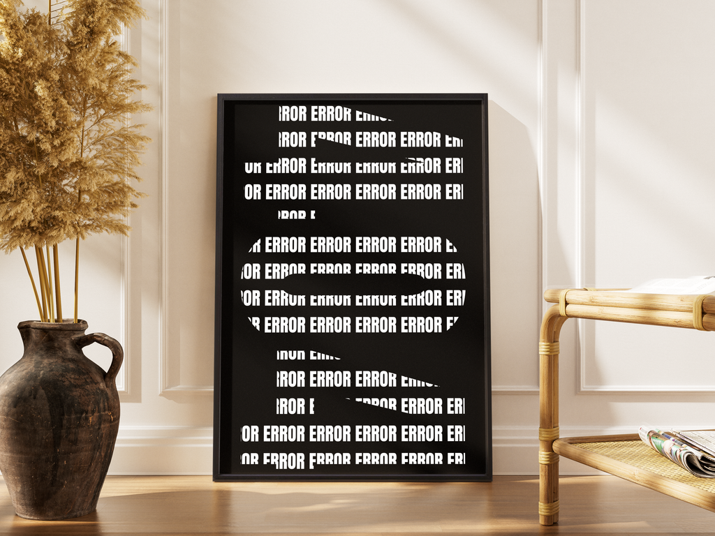 ERROR Schriftzug als repetitives Typo-Muster in Schwarz-Weiß – gerahmter Statement Kunstdruck kaufen