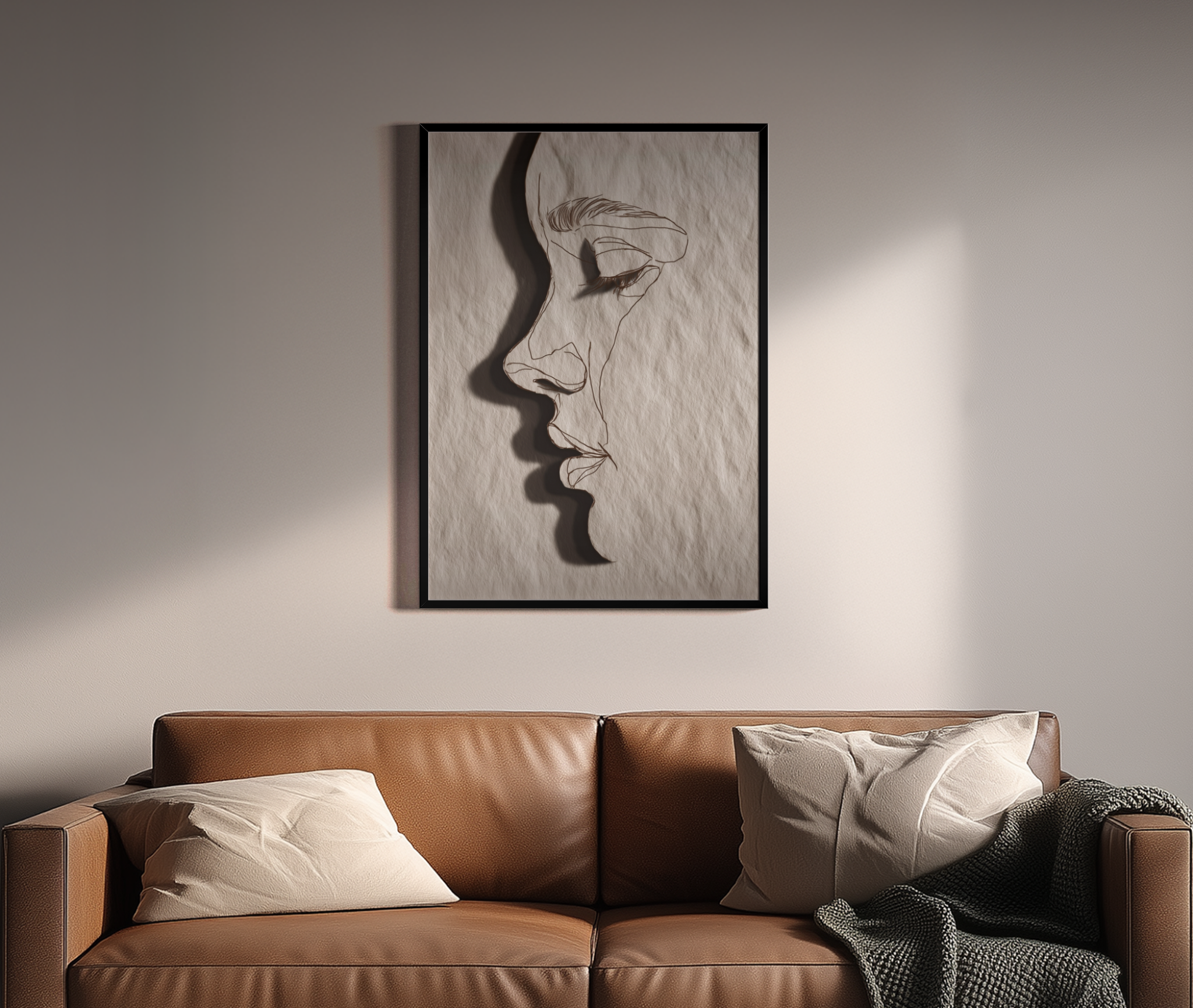 Abstraktes Gesichtsprofil als Linienrelief auf Papier – Wandbild über braunem Ledersofa